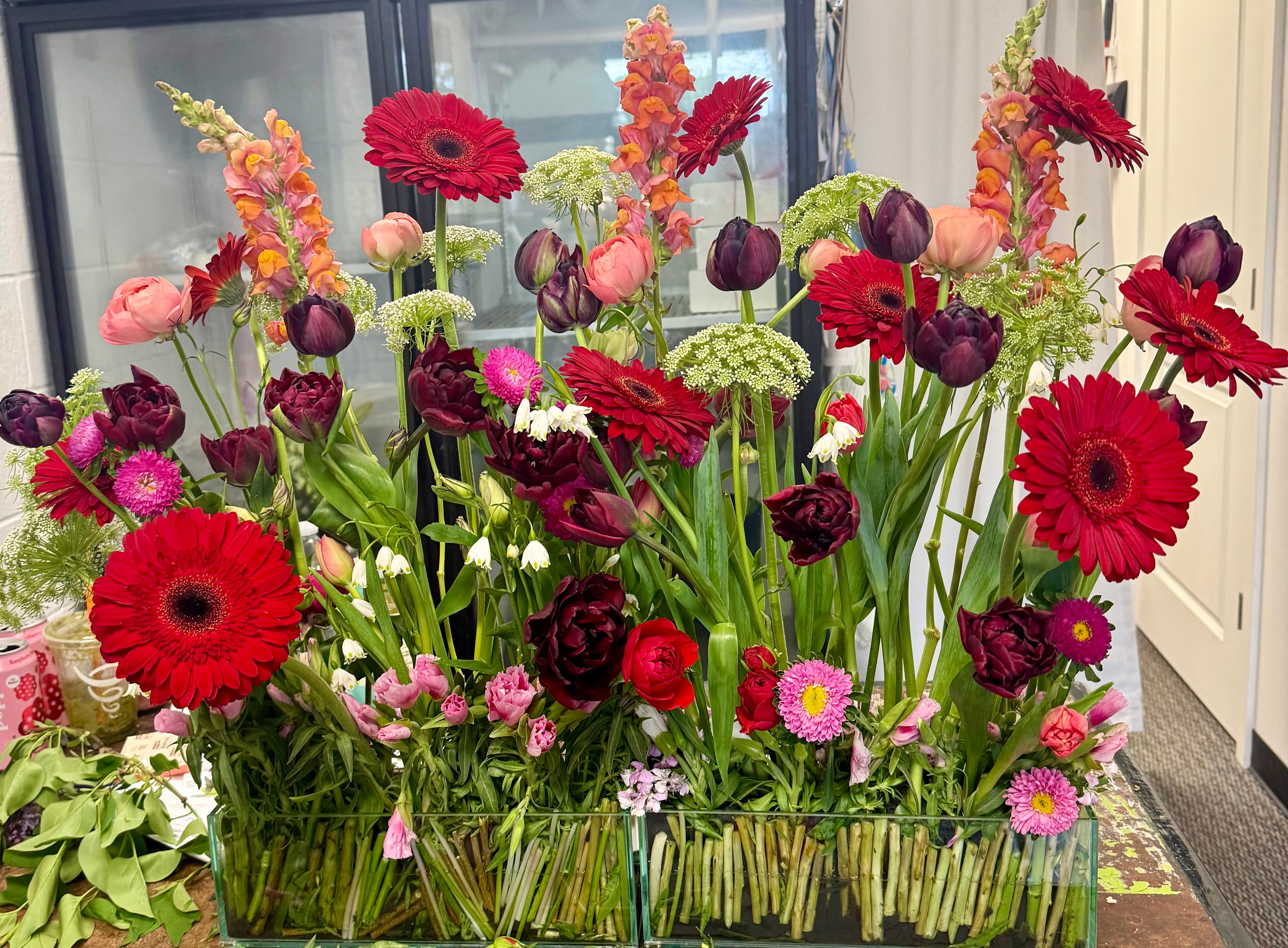 le jardin flower arrangement