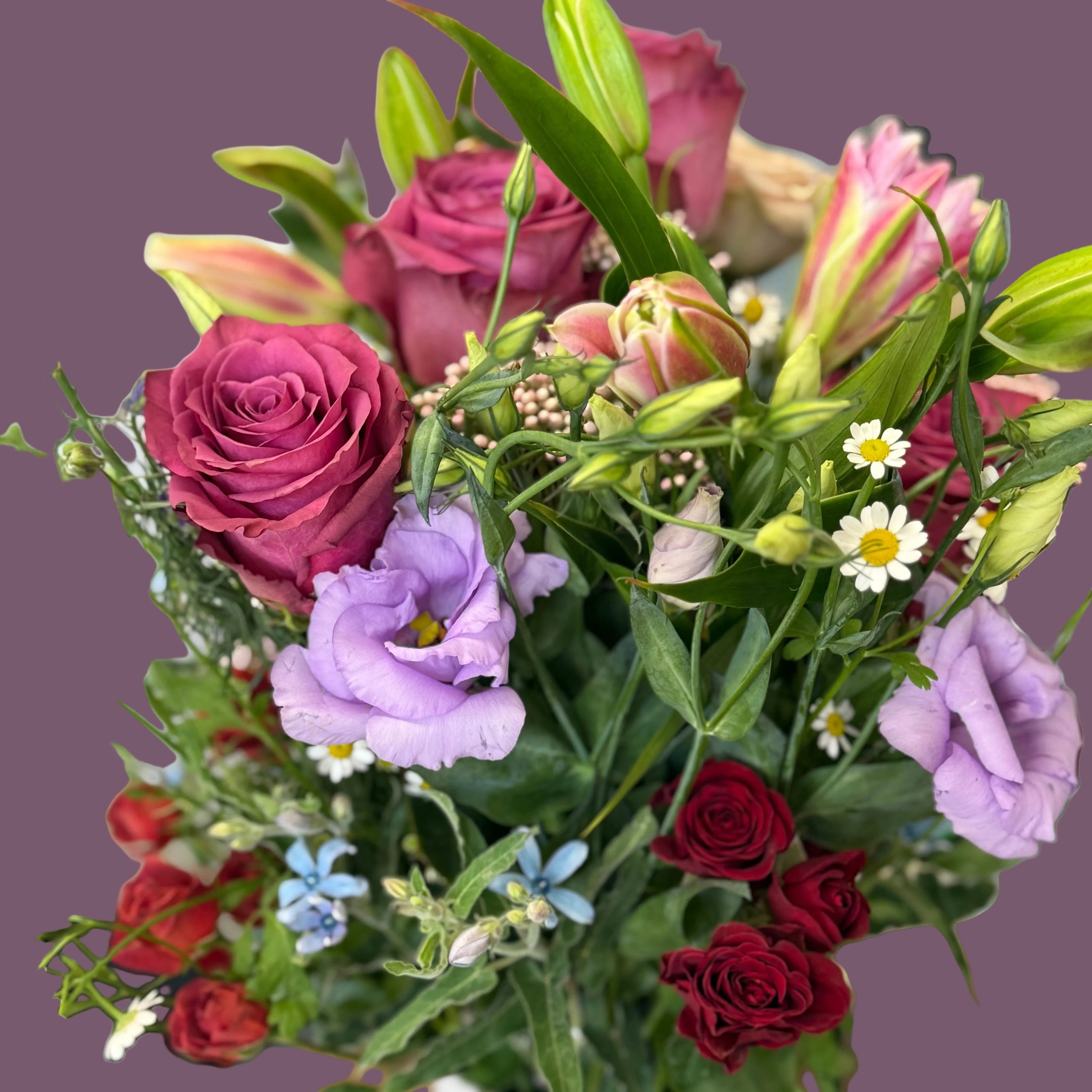 Gianna Luxe Grand Flower arrangement Grand